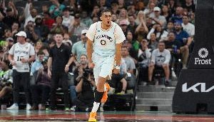 凯尔登-约翰逊从今天开始有资格提前续约 最多能签3年7938万