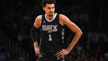 德甲-马刺将选拔铁杆球迷组建“球迷方阵” 文班将出席选拔活动！